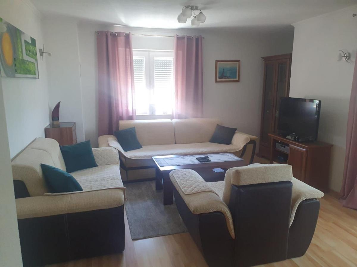 Apartman Jaca Apartment Livno Exterior foto